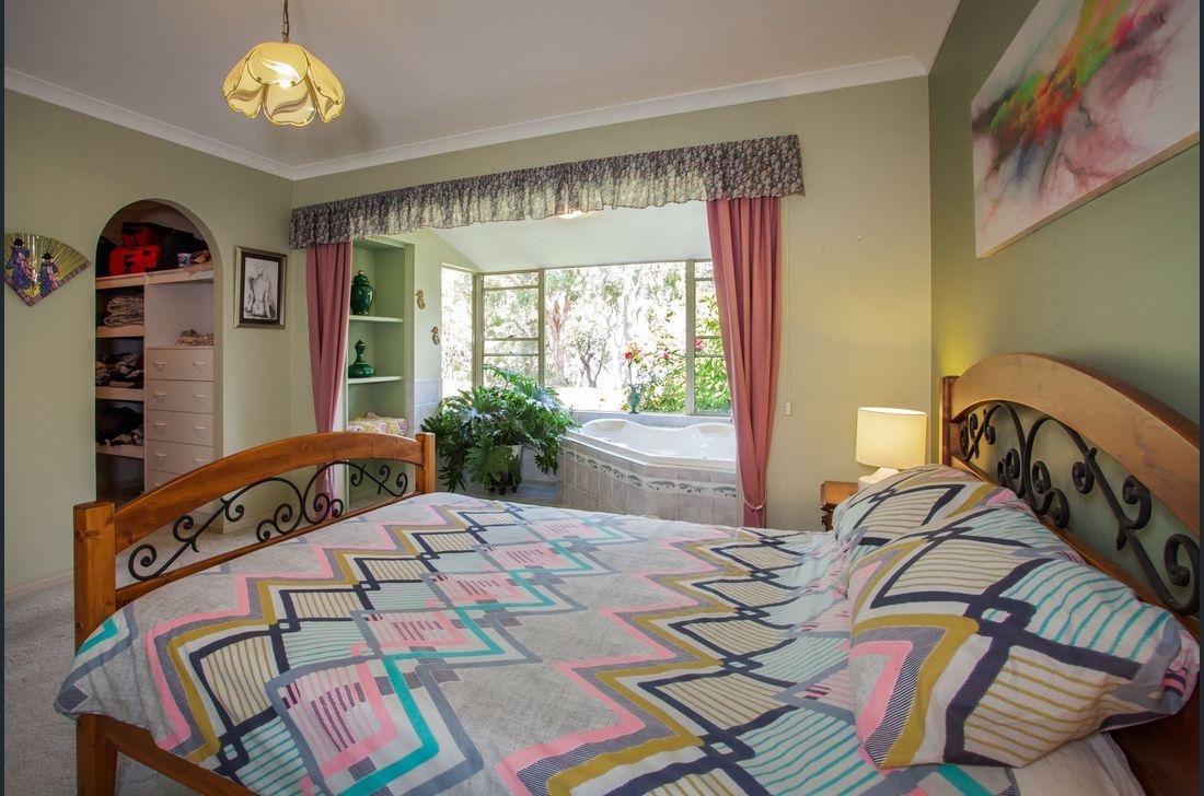 Amberwood Apartments